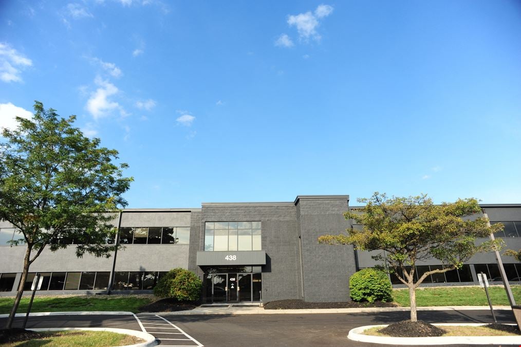 438 E Wilson Bridge Rd Worthington, OH 43085
