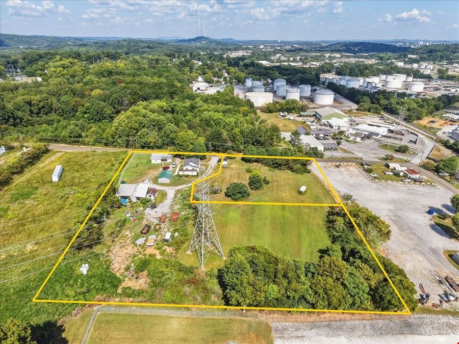 3701 & 3707 Henson Rd