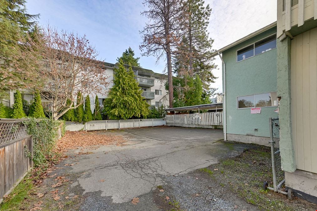 1321 Fernwood Road