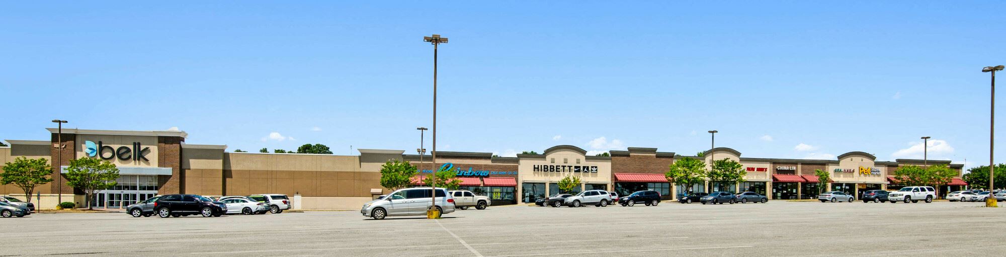 Premier Landing Shopping Center