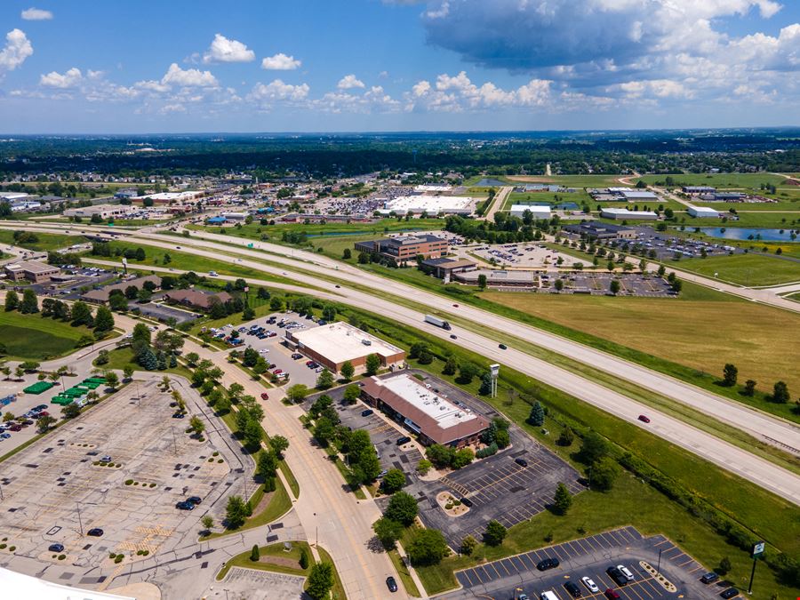 Kensington Strip Center | Appleton, WI