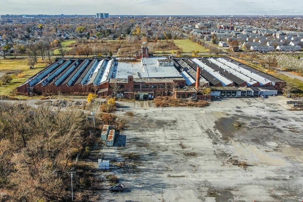 359,000+/- SF Warehouse Property