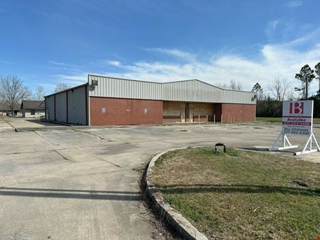Preview of commercial space at 618 W Admiral Doyle Dr