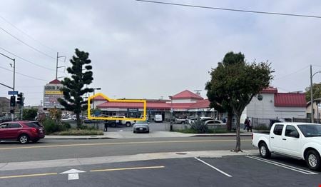 Preview of Retail space for Rent at 305-313 W Arbor Vitae St