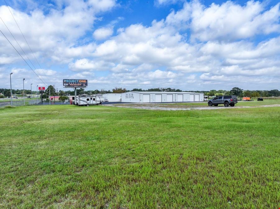 Flex Space for Sale in Wills Point