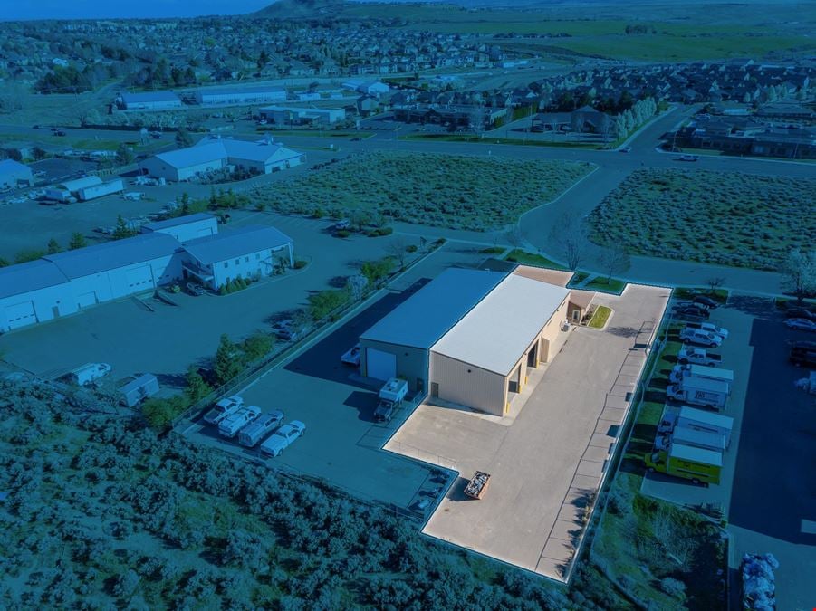 4,500 SF Office/Warehouse Space for Lease