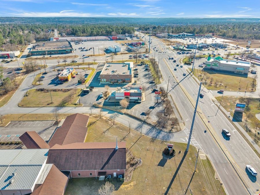 3,000 SF Hardee's | 2nd Gen QSR | Built in 2016