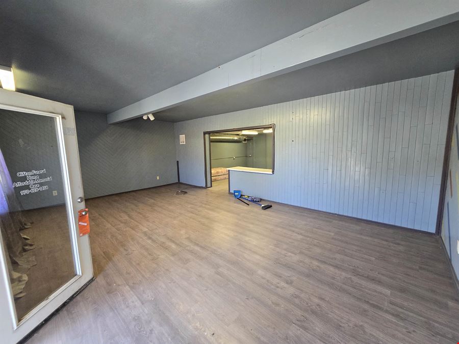 3258 F Rd