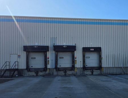 Preview of Industrial space for Rent at 100 Forest Ln