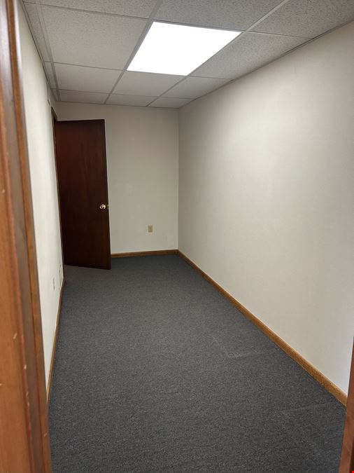 124 E Main St