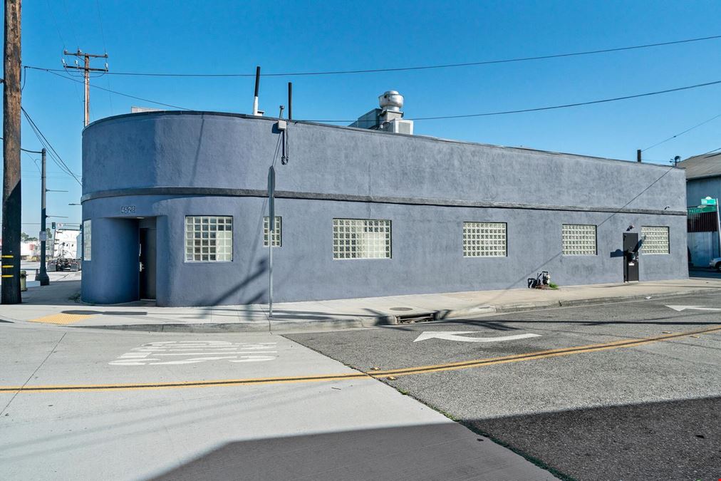 4528 E Washington Blvd