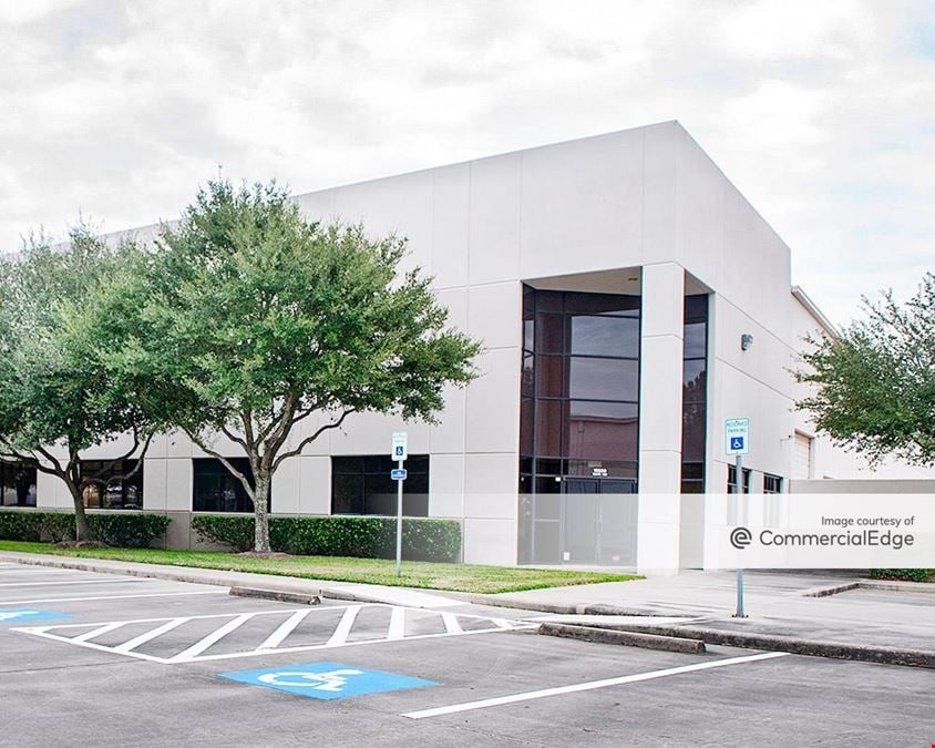 World Houston International Business Center - Buildings 7 & 8