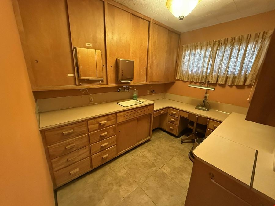 2911 Medical Arts Street #5