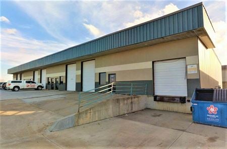 Preview of Industrial space for Rent at 841-881 E Warren St