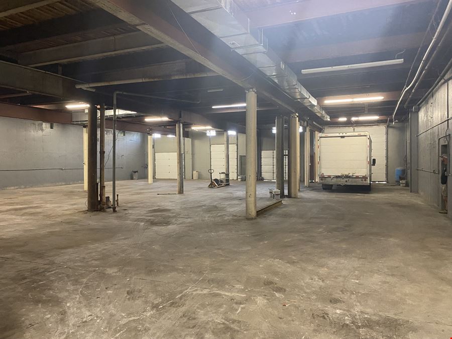 195 W Newberry Rd