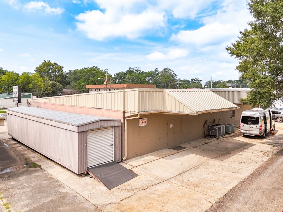 Income-Producing Street Retail in the Heart of Mid City