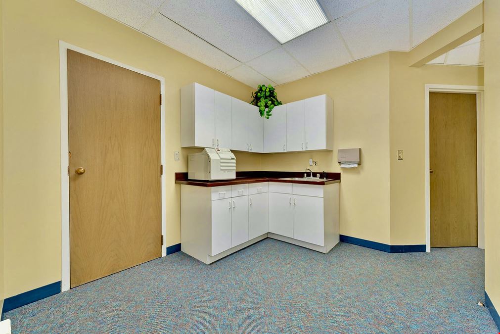 111 N Wabash Ave, Unit 1210, Chicago, IL