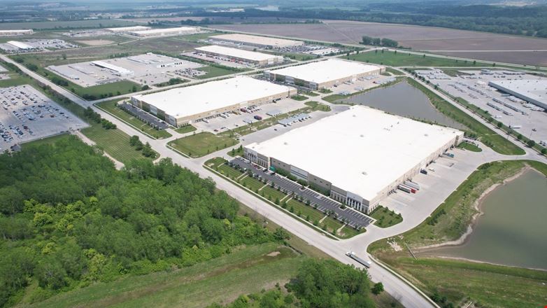 Preview of Industrial space for Rent at 12441 NE 41st St.