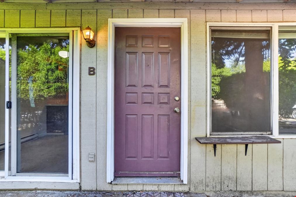 Eastwood Estates - 19109-19123 SE Yamhill St