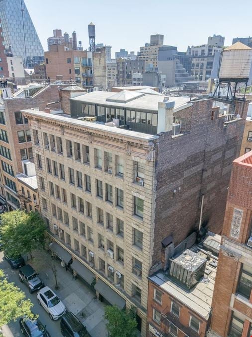114 W 17th St #1