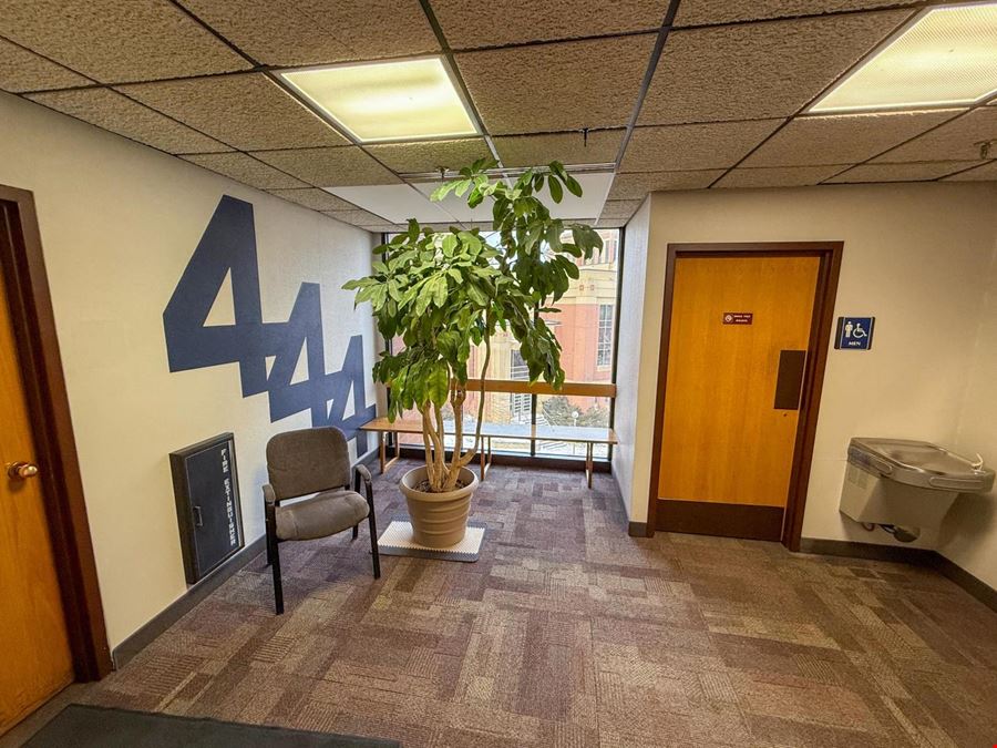 300 3rd Ave SE - Business Condo For Sale 