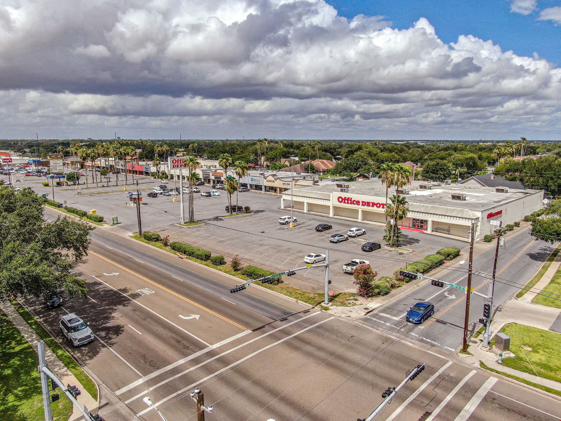 Town & Country Shopping Center