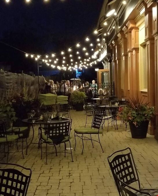 Downtown Highwood Restaurant