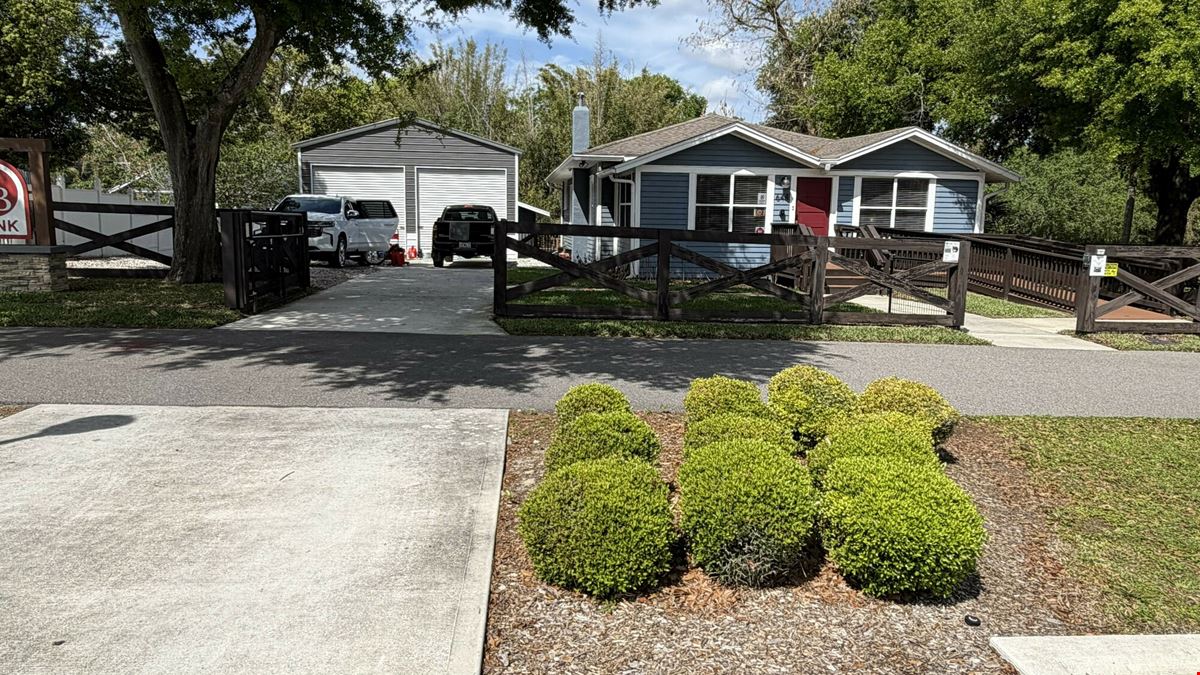 1,424 SF Office/Retail Building Downtown Clermont