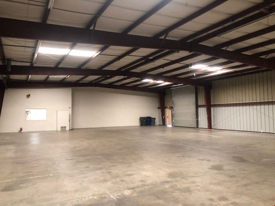 ±8,400 SF Free Standing Commercial Industrial Building
