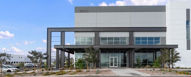 Industrial Space for Sublease in Glendale