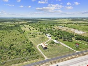 20+ Acres right off of I-45 W