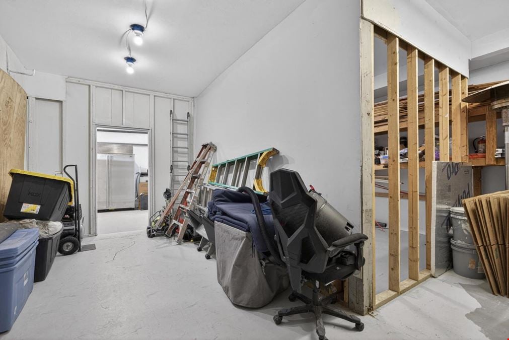 17707 San Carlos Blvd