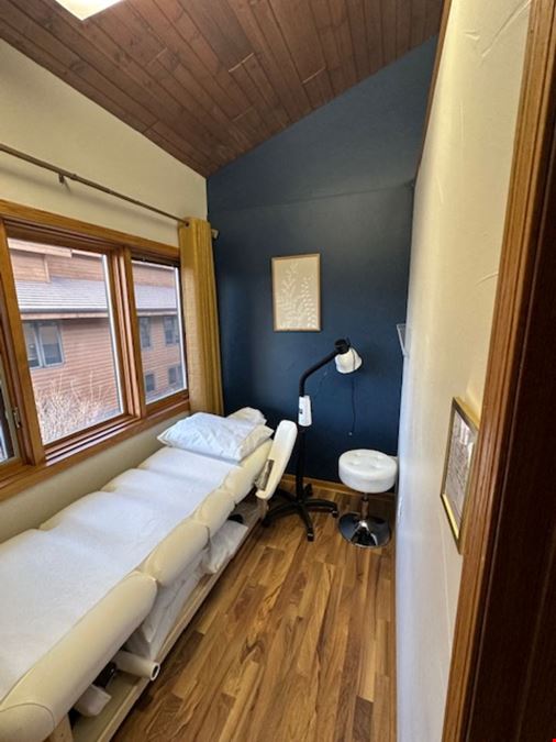 Creekside Professional Office Suite