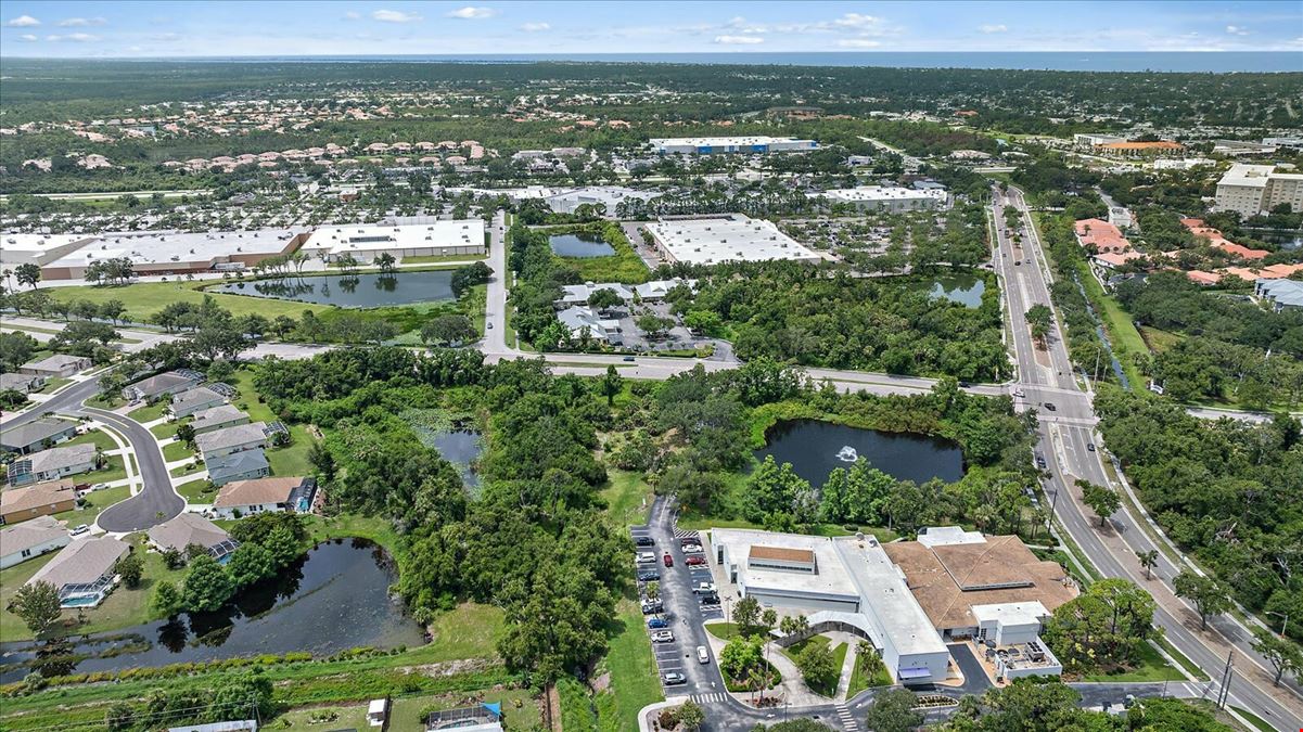 Woodmere Park Vacant Land