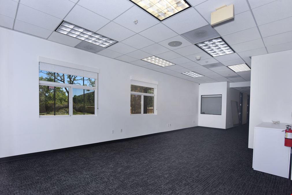 5008 Chesebro Road, Suite 120