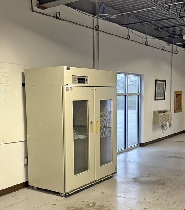 Office & Lab Condos