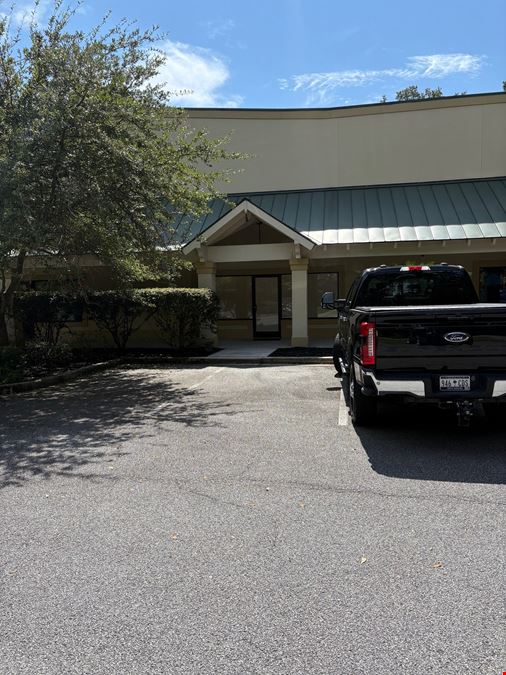 2,850 SF Office/Warehouse Space