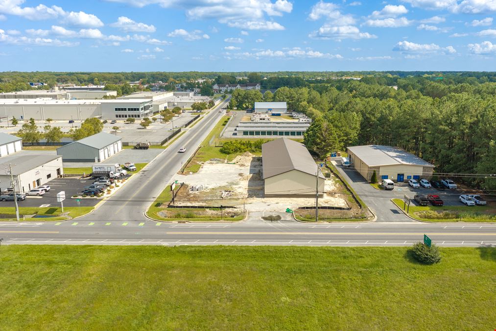 New Construction Small Bay Warehouse for Lease