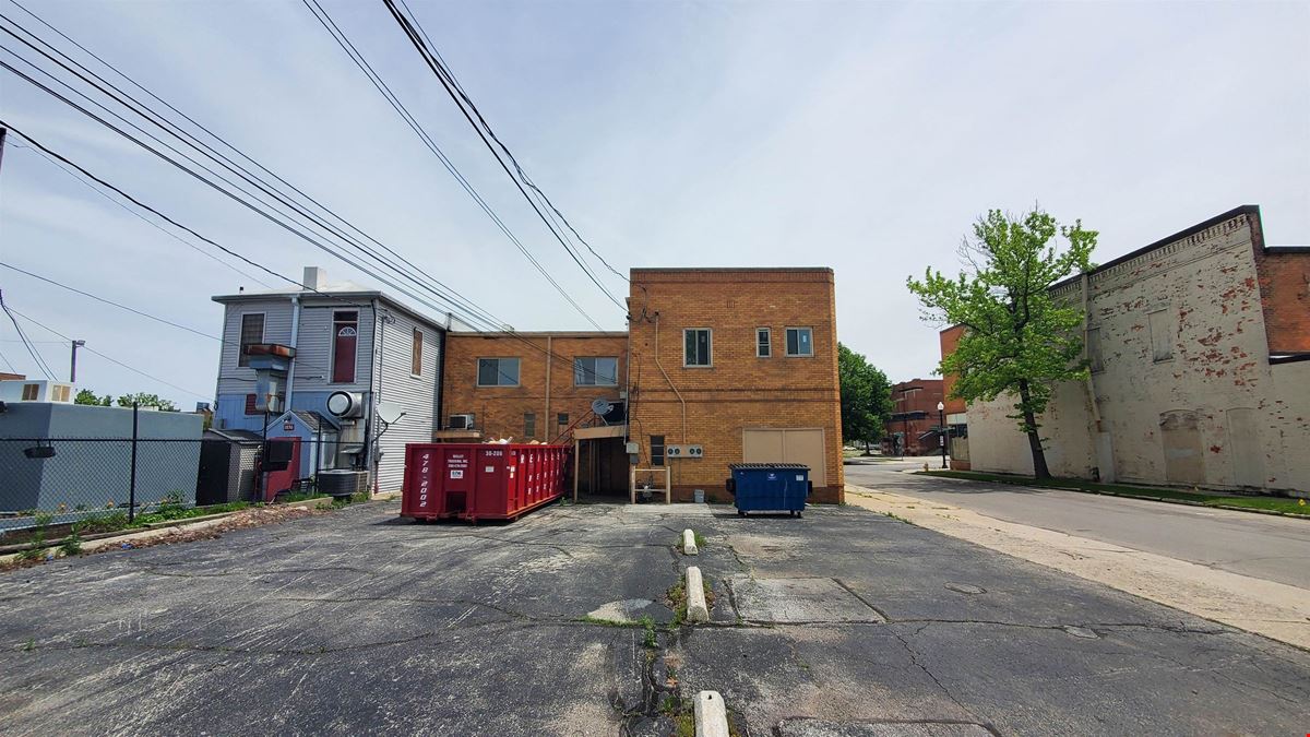 1836 S Calhoun St