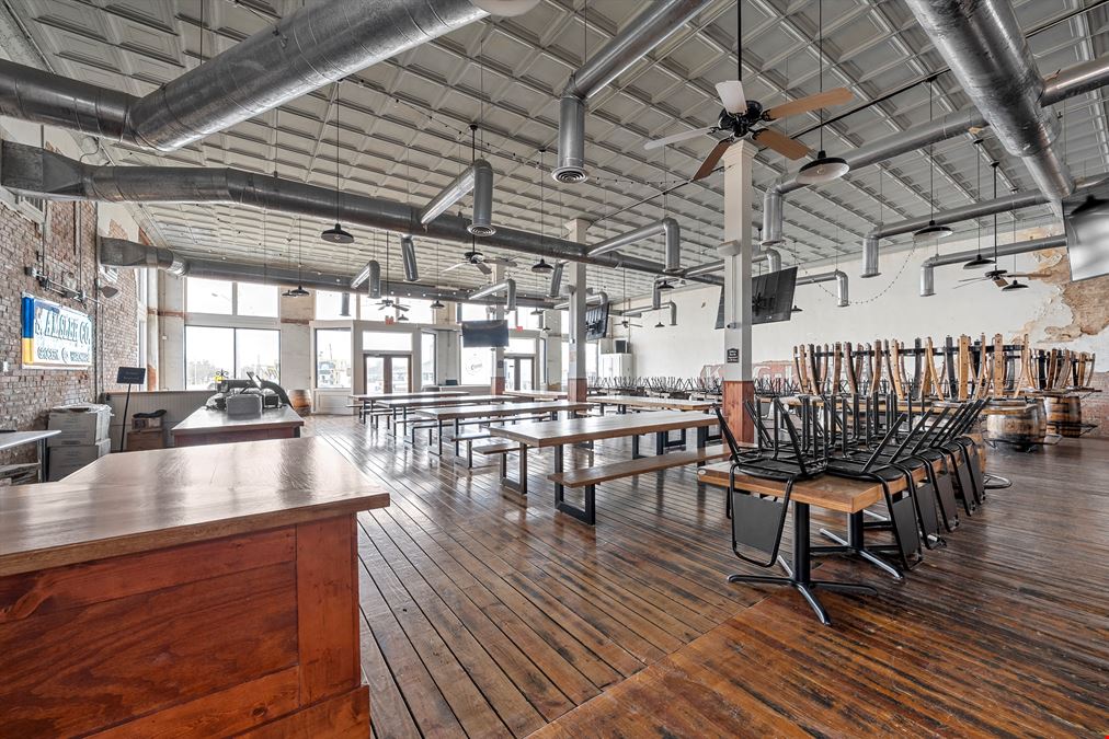 6735 N Lone Star Pkwy
