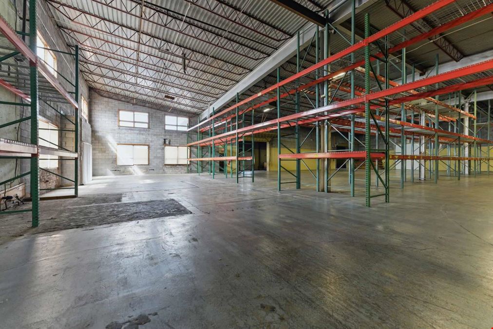 16 Commercial Avenue