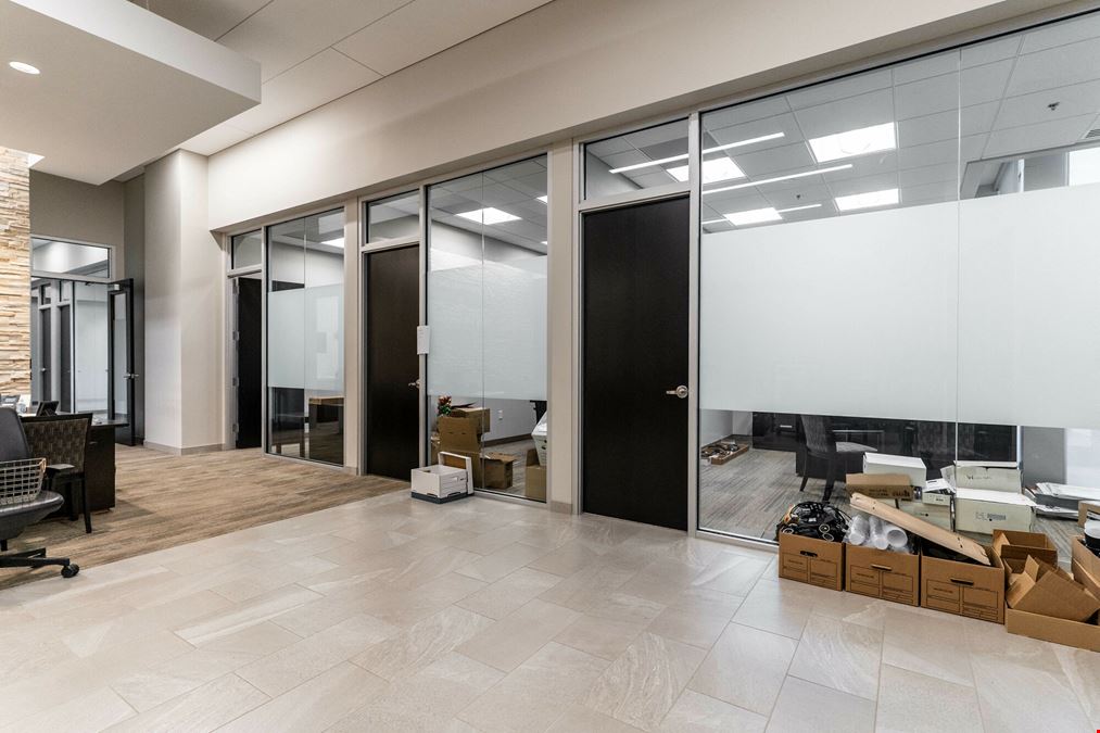 Pinnacle Corporate Centre V