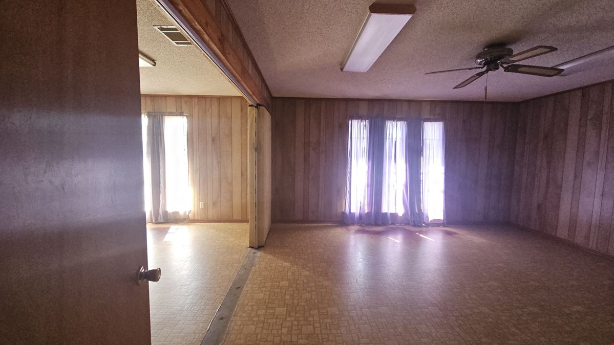 1215 W Cedar Creek Pkwy