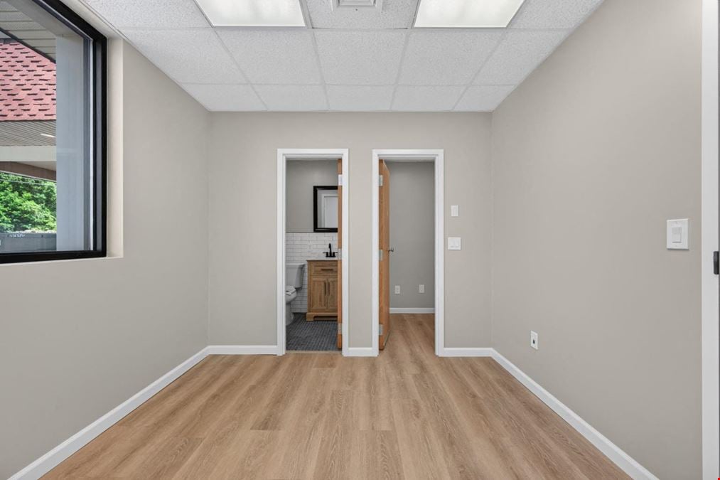464 Wolcott Rd