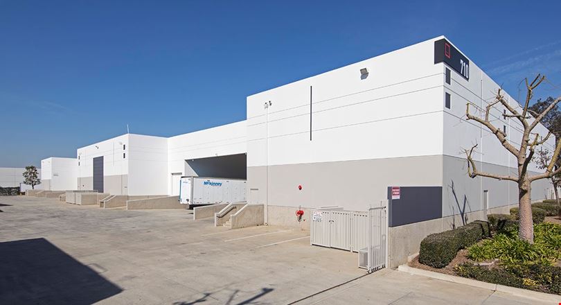 Preview of Industrial space for Rent at 710 Dupont Avenue