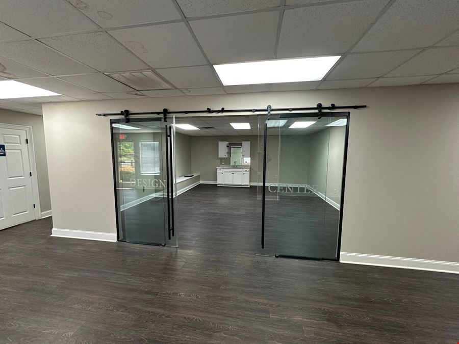 Class A Office / Warehouse / Showroom in Columbia County