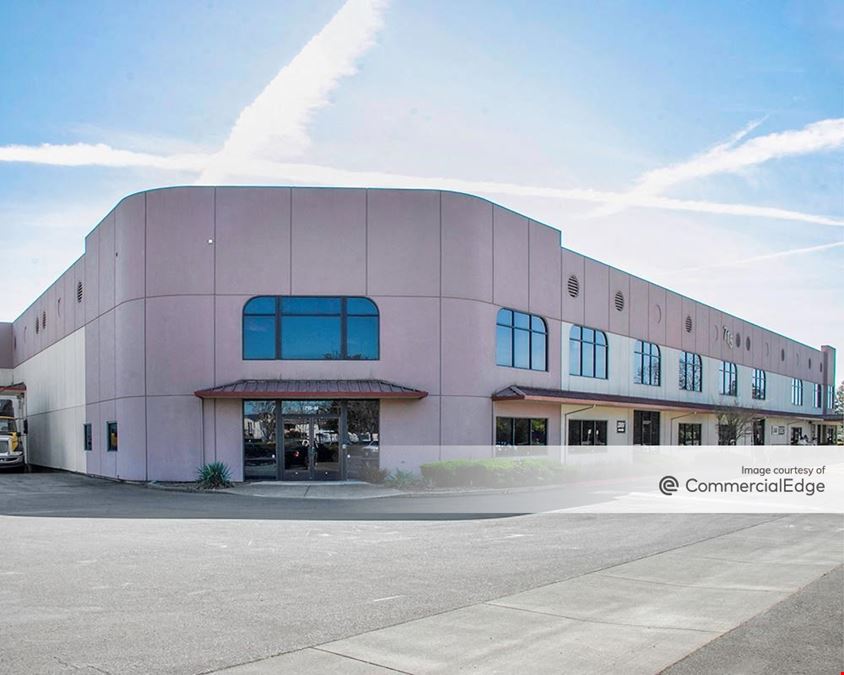 715 Southpoint Blvd