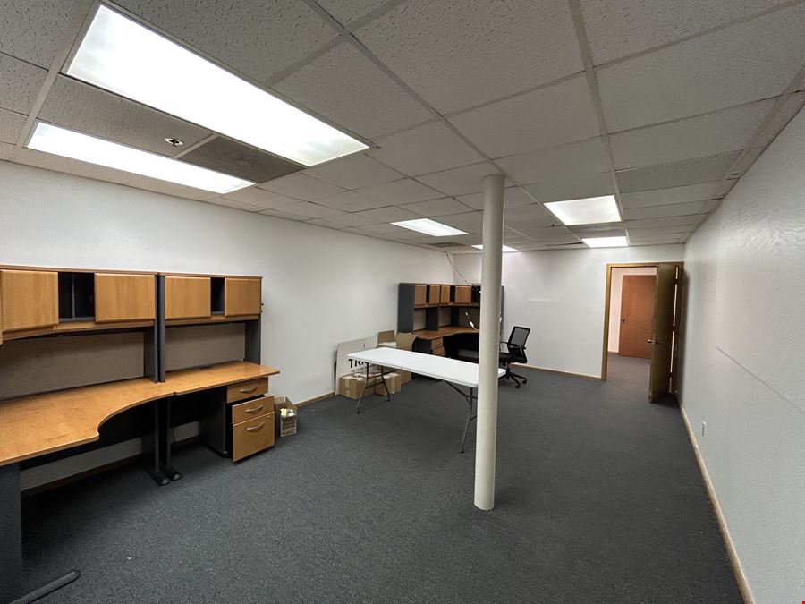 3042 E. Elm Street: ±3,280 SF of Office/Warehouse Space For Sublease