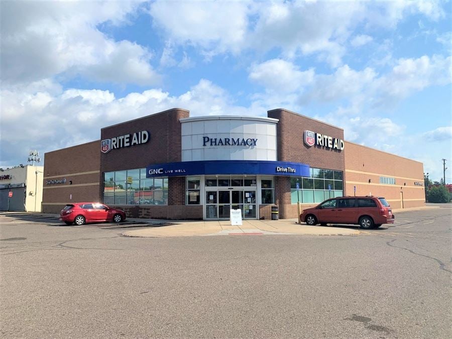 Former Drug Store – 14,564 SF on 1.5 AC