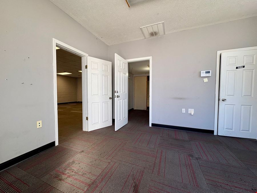 Office or Retail Opportunity